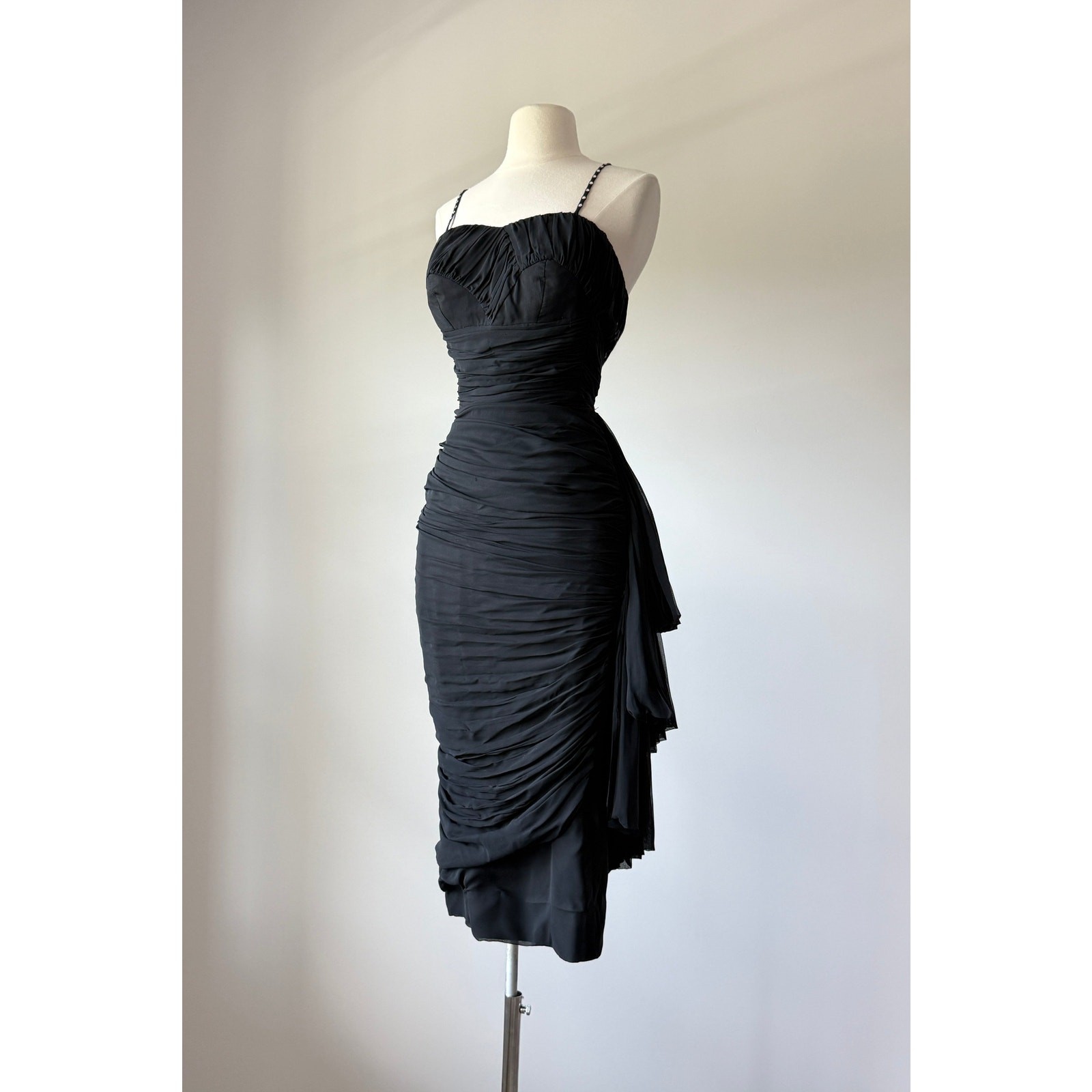 Vintage 1950s Black Chiffon Bombshell Cocktail Wiggle Party Dress XS/S