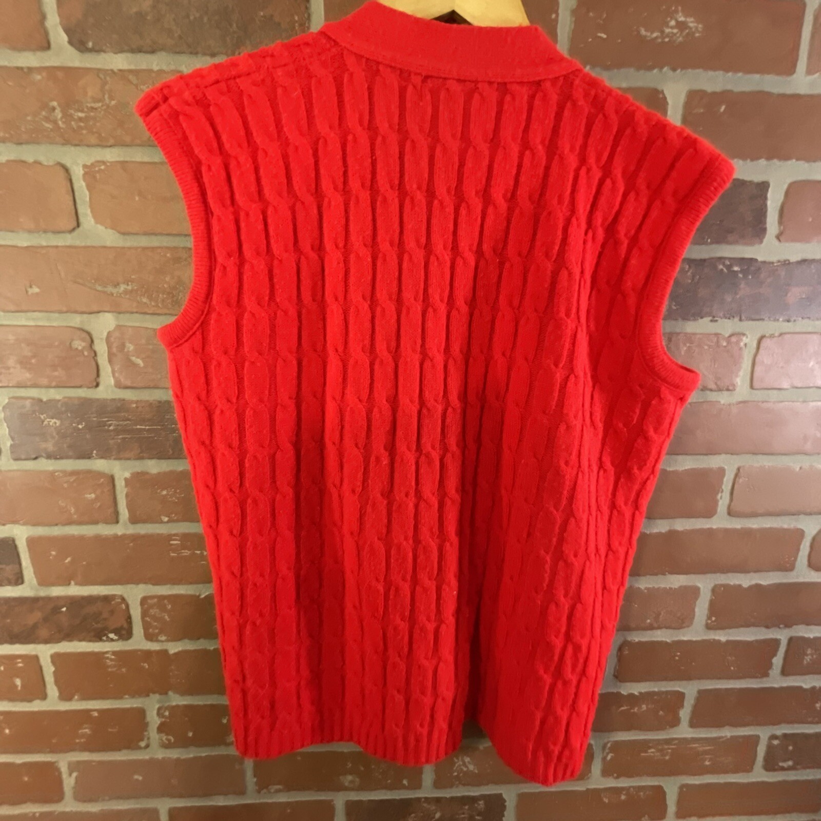 Vintage Billie Jo Woman’s Red Cable Knit Cardigan Sweater Vest Read