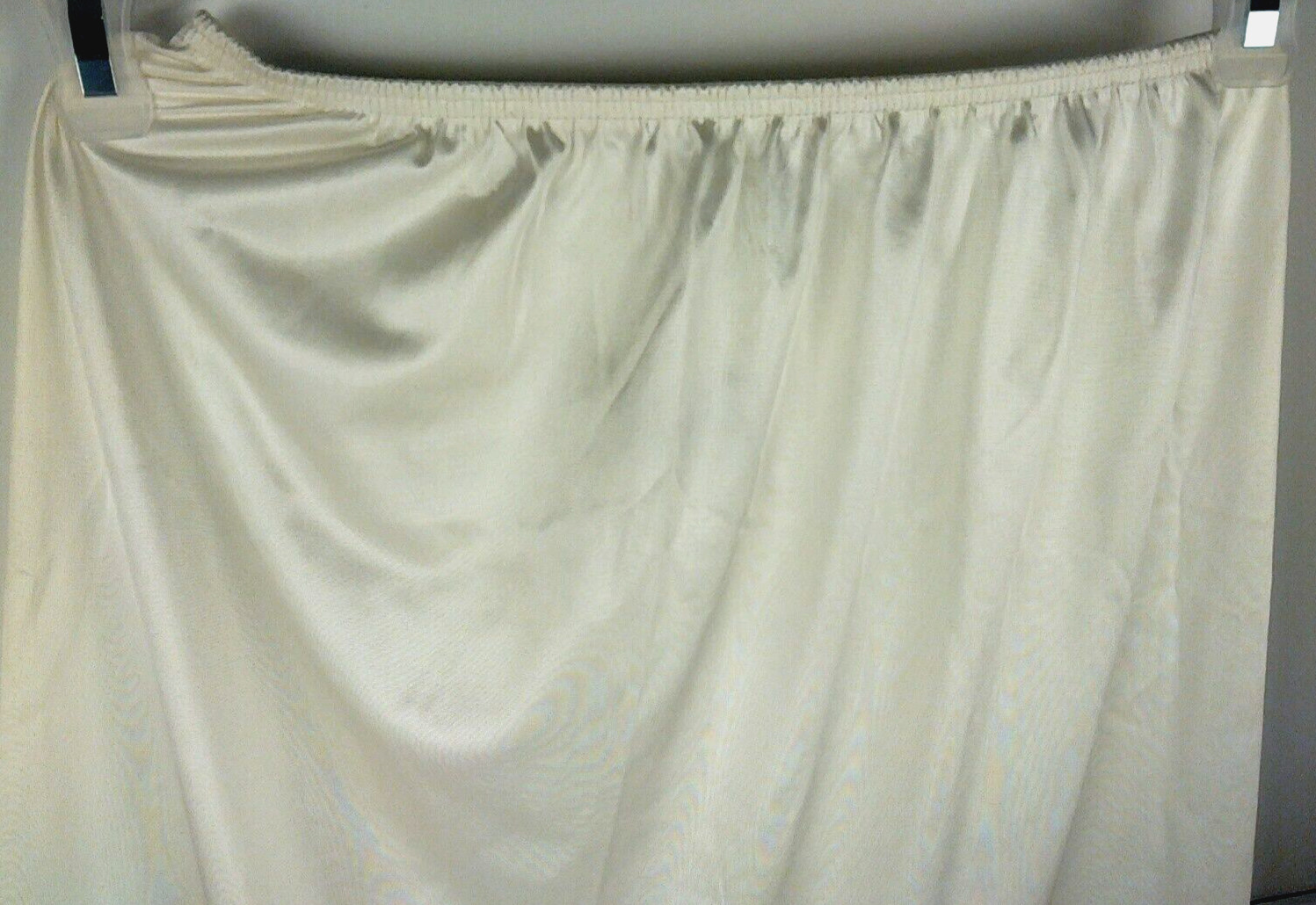 Vassarette Ladies 100% Nylon White 25″ Long Half Slip Size M (63)