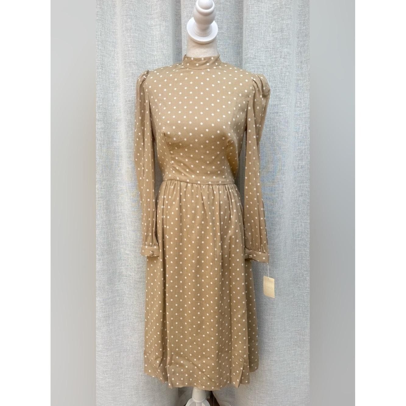 Vintage NWT Mariko tan white polka dots long sleeve dress