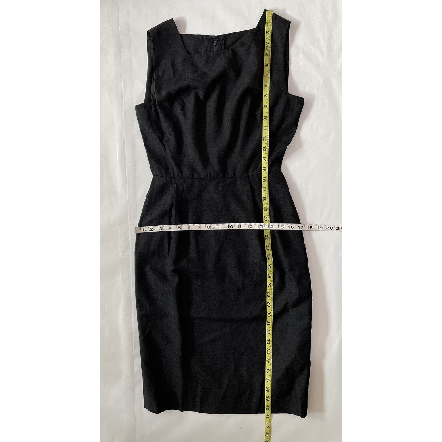 VTG 60s Little Black Dress Pencil Wiggle Square Side Arm Hole Pockets 38″ Chest
