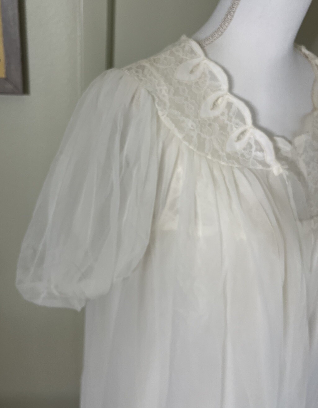 Vintage Avian Peignoir Nightgown And Robe Set White Lace Trim Sheer Small Nylon