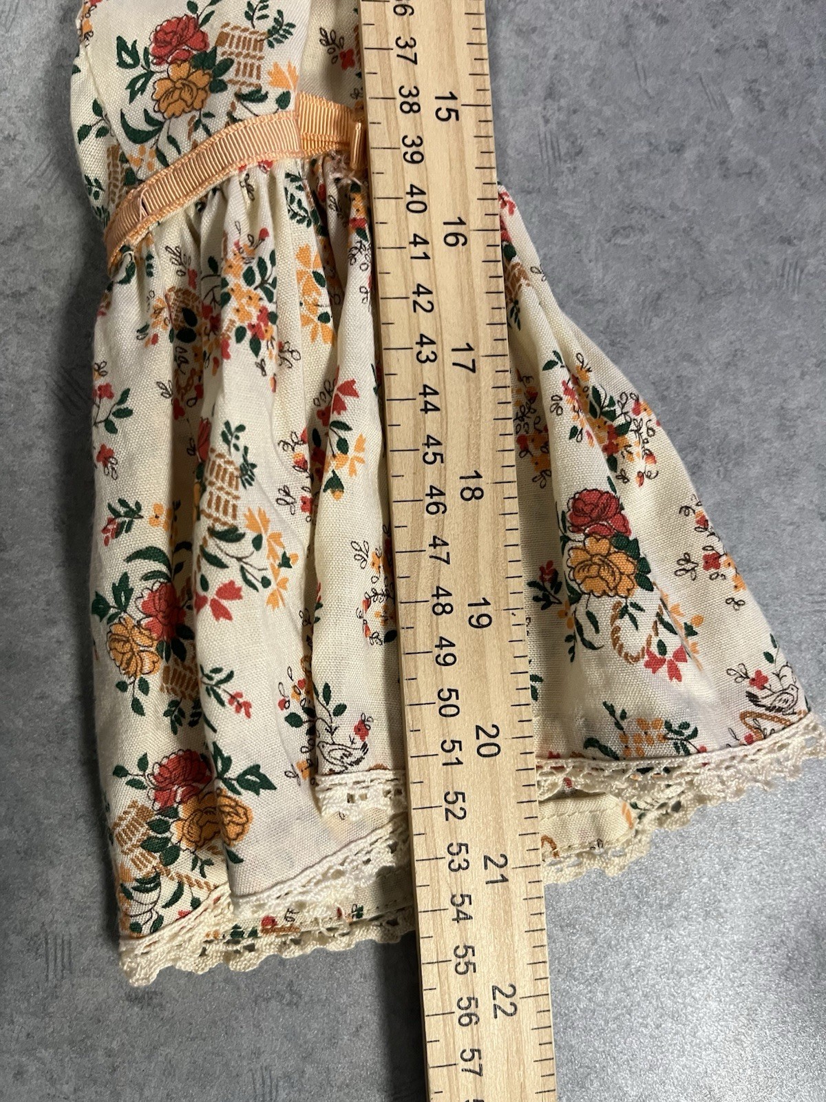 VTG Handmade Amish Prairie Dress w/ Bonnet Floral Calico CottageCore—XS/READ