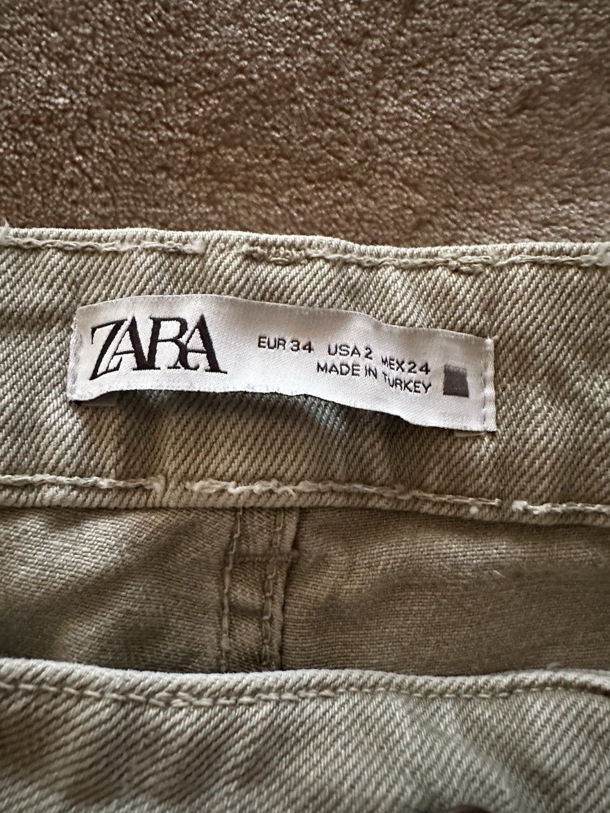 ZARA High-Waisted Straight Leg Jeans Beige Taupe Size US 2 EUR 34