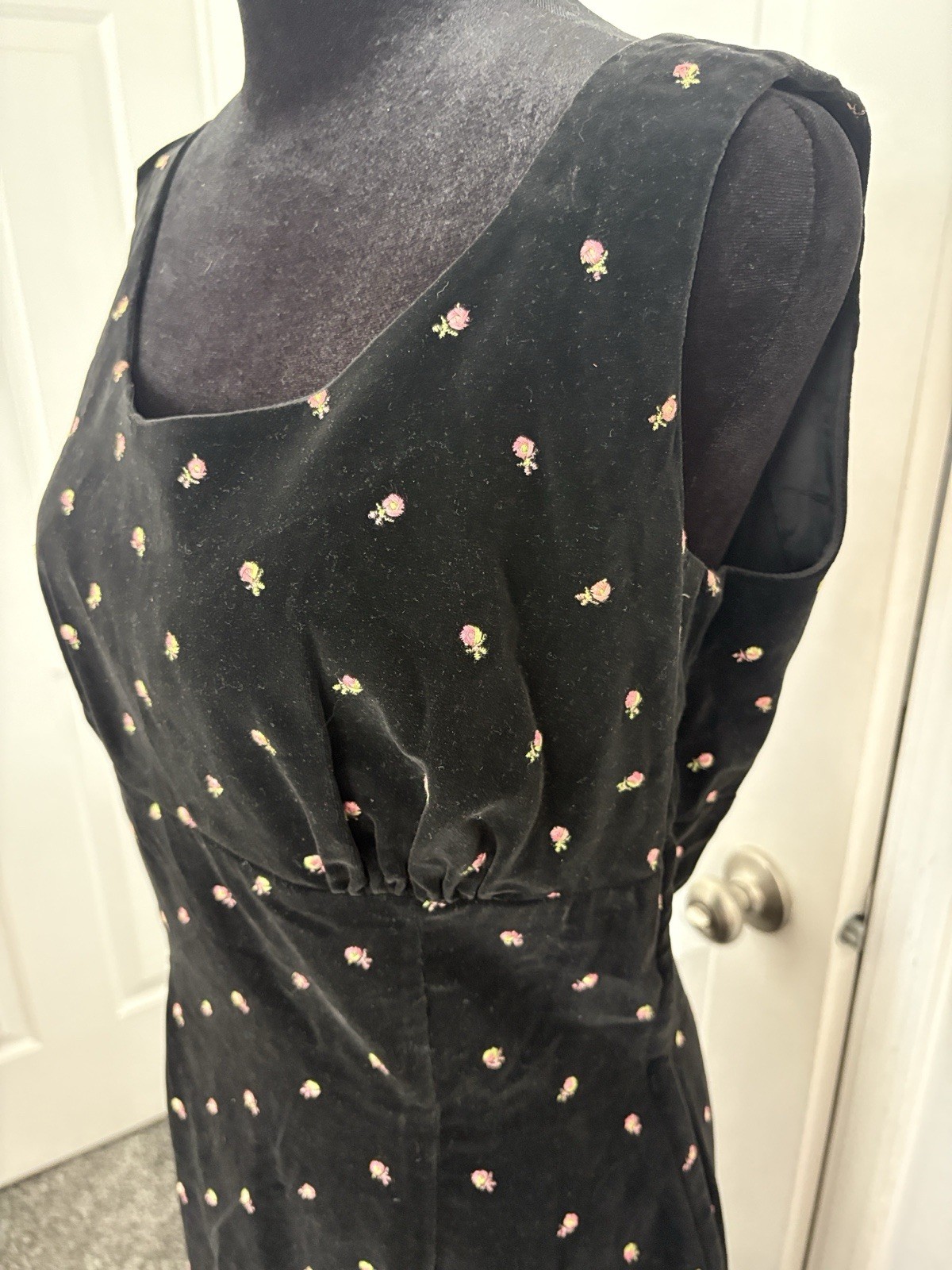 Jo Collin’s Vintage Black Velvet Midi Dress with Embroidered Rosettes