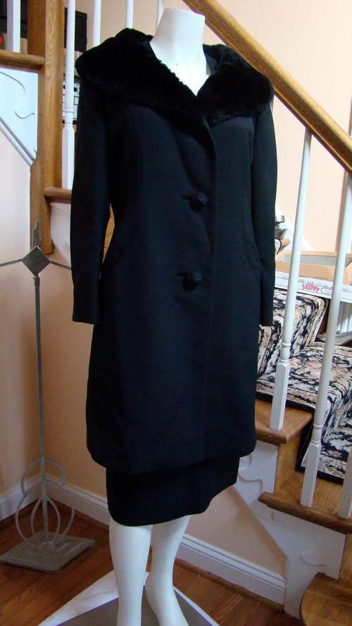 Vintage 1960s Wool Walking Suit with Sheared Fur Collar
