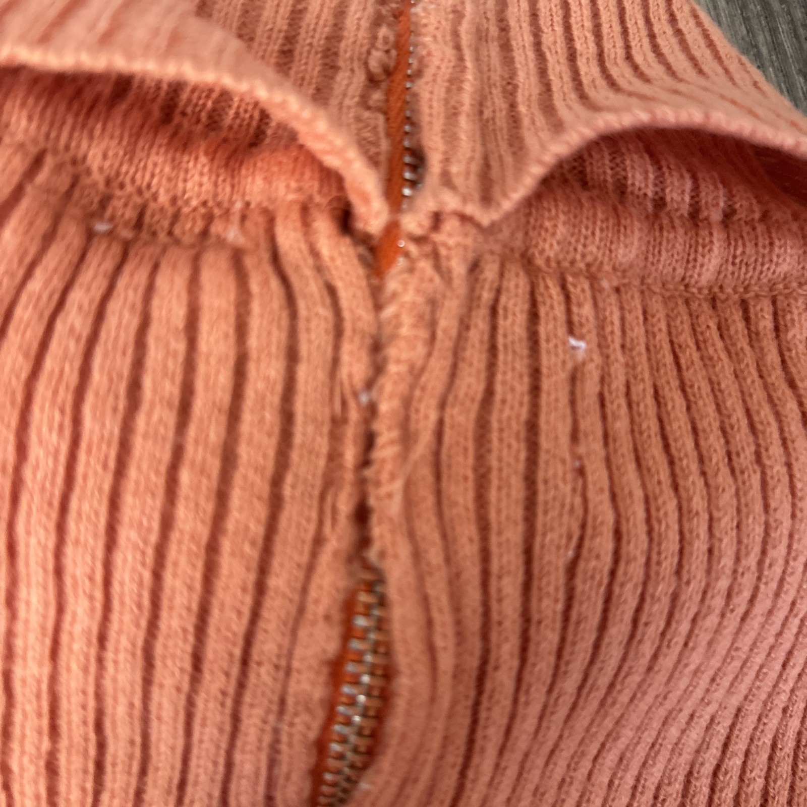 Finest quality, knitwear Rib-Knit Turtleneck Sweater made in Korea M