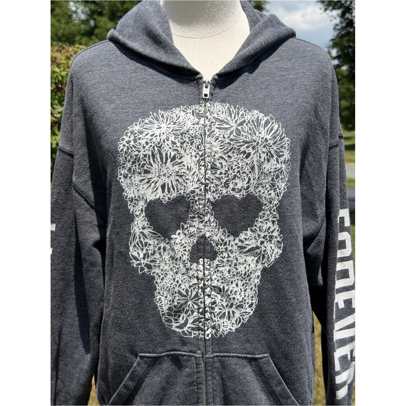 Rare PINK Victoria’s Secret Y2K Skull Rhinestone Zip Hoodie Gray Y2K Mall Goth