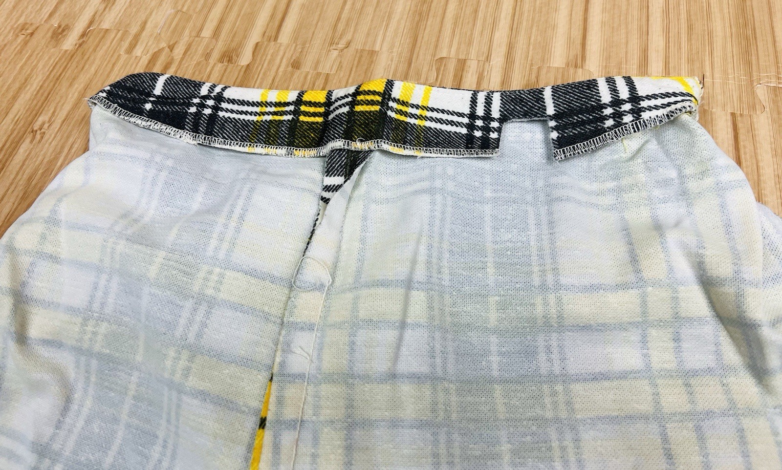Vtg Glen Of Michigan Womens 26 Elastic High Waist Retro Black Yellow Plaid Pants