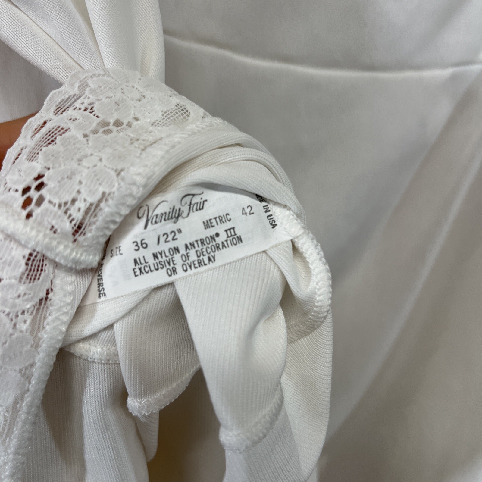 Vtg Vanity Fair Full Slip 36 White V-Neck Lace Trim Nylon Antron Made in USA B84