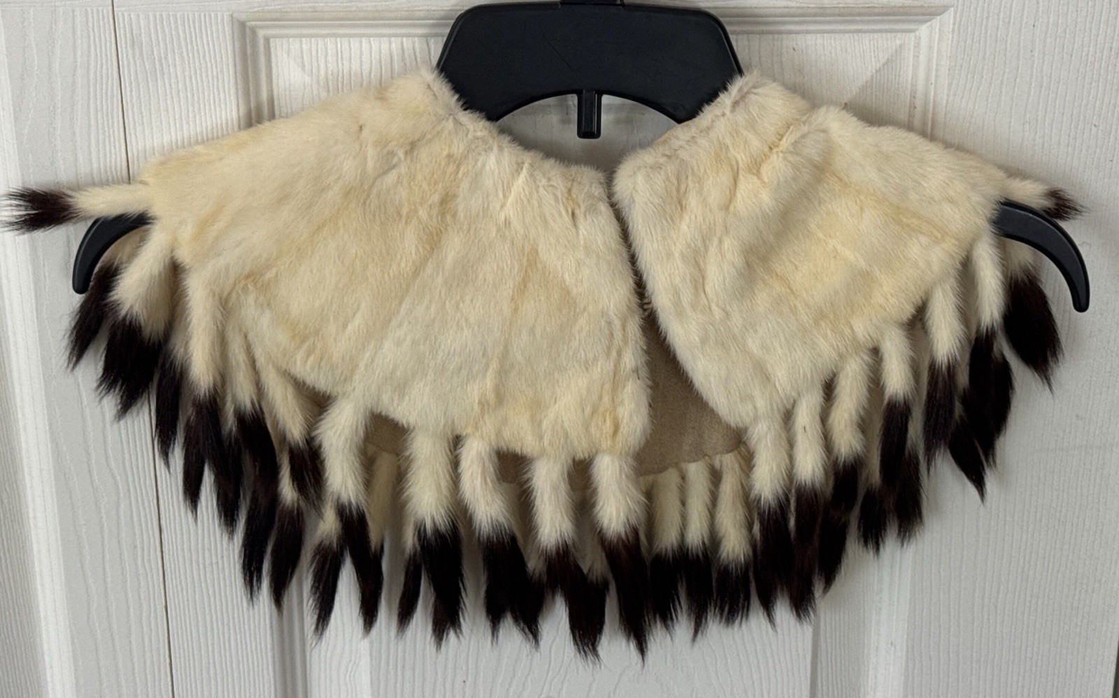 Vintage Ermine Fur Stole Champagne Blonde Color With Dark Brown 45 Tails