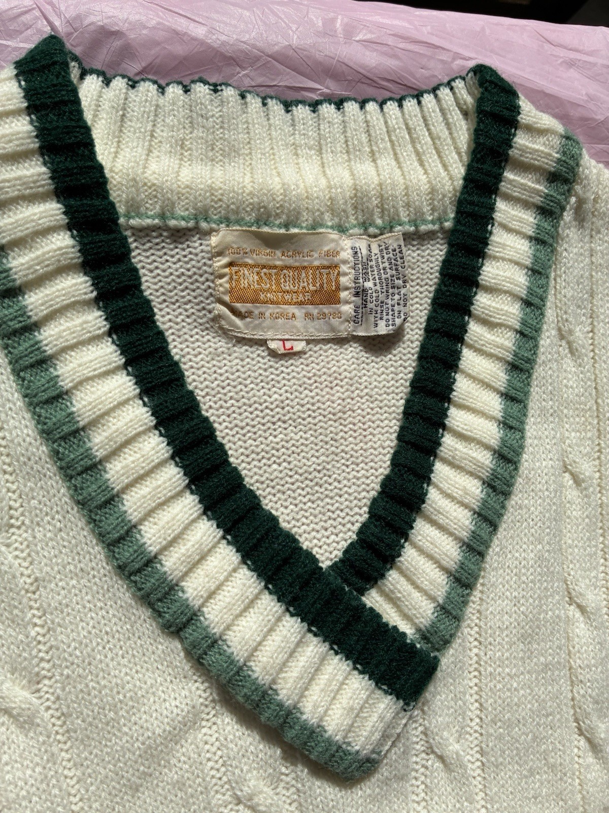 Finest Quality Vintage Women’s Ivory Green Striped Cable Knit V-Neck 70s Sz L