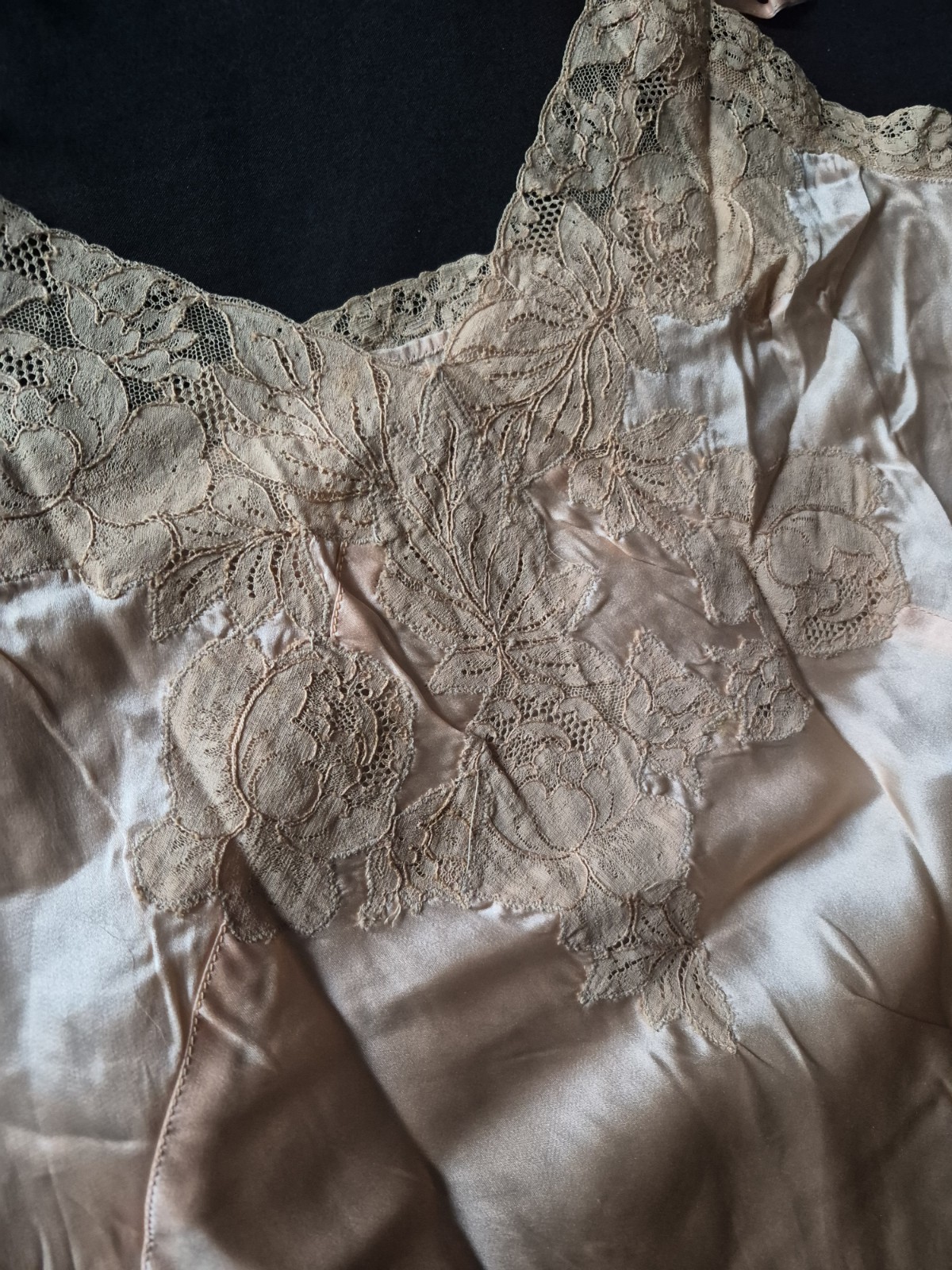 Vintage 1940s Pink Satin Unbranded Full Slip Size 34 Ex.