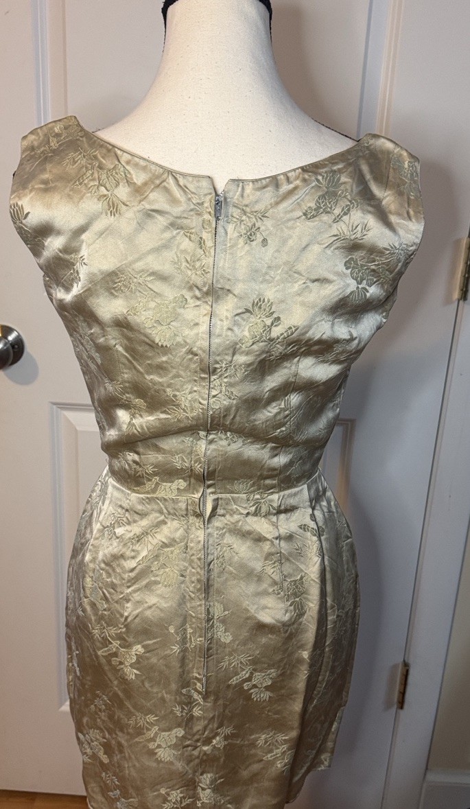 Vintage 1960 Dynasty Mid Century PinUp Champagne Beige Floral Cocktail Dress XS