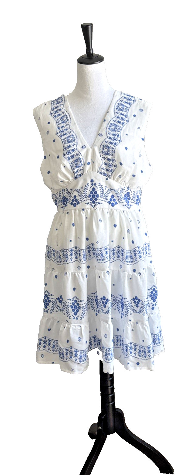 Melonie White Blue Floral Midi Dress Womens 12P Sleeveless Boho Cottagecore Fit