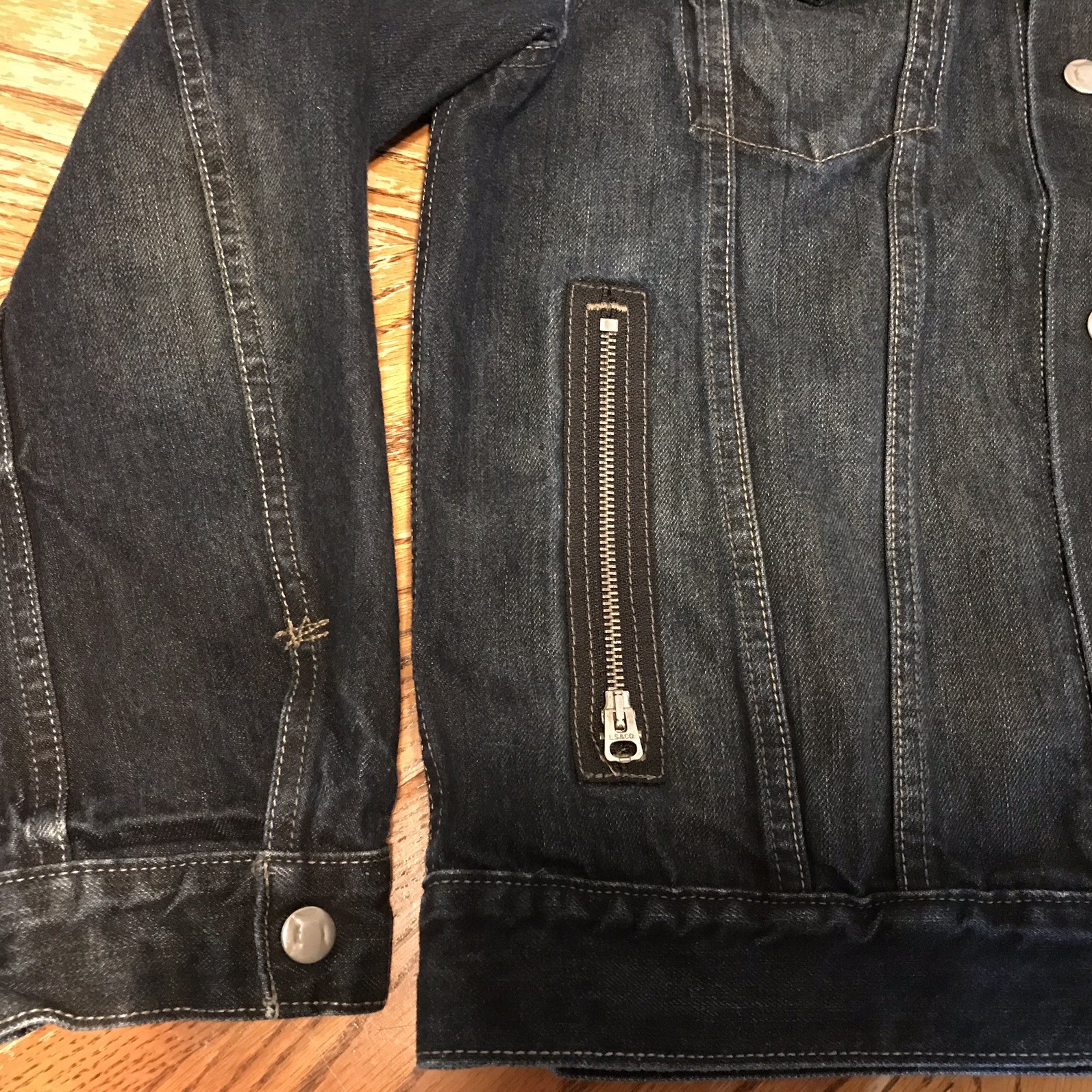 LEVIS Jean Jacket Moto Style Trucker #57540 Denim Zipper Rare Snaps Vintage XL