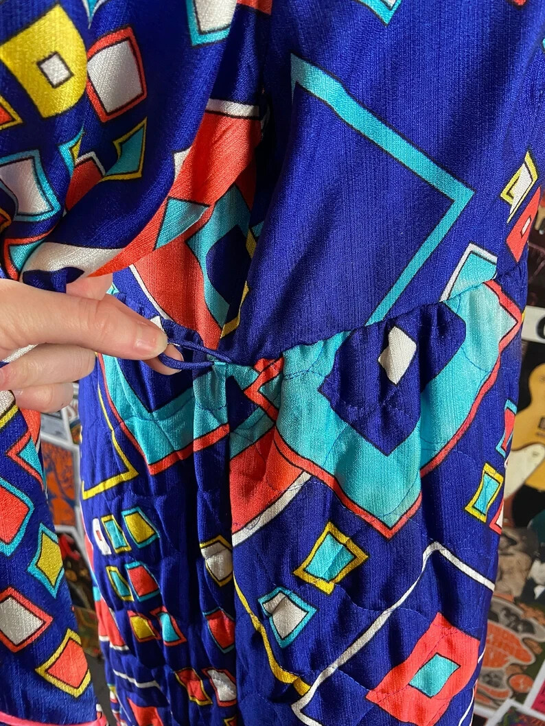 Vtg 60s Neon Mod Geometric Print Quilted Penneys Loungewear Housecoat Robe XS