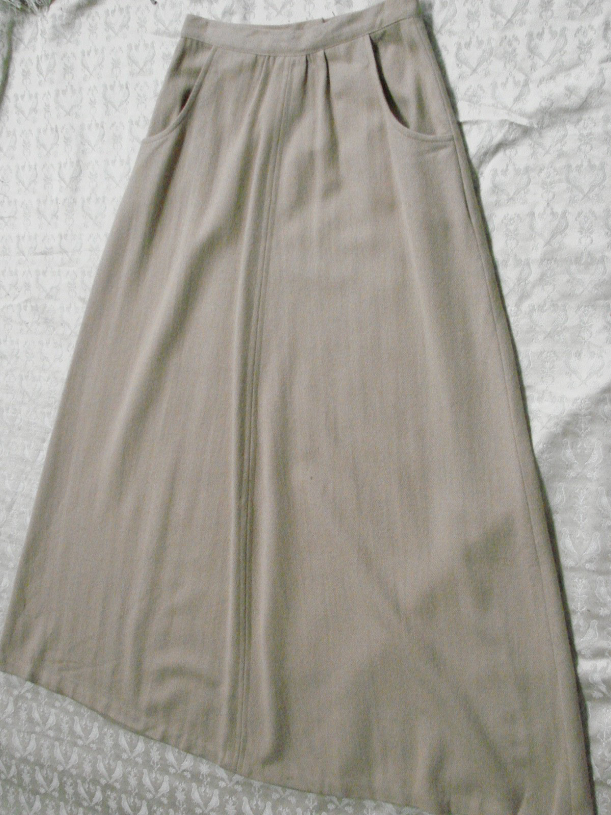 VTG LONG Wool Skirt A-Line Tan S M W25″ Length 40″ Pockets