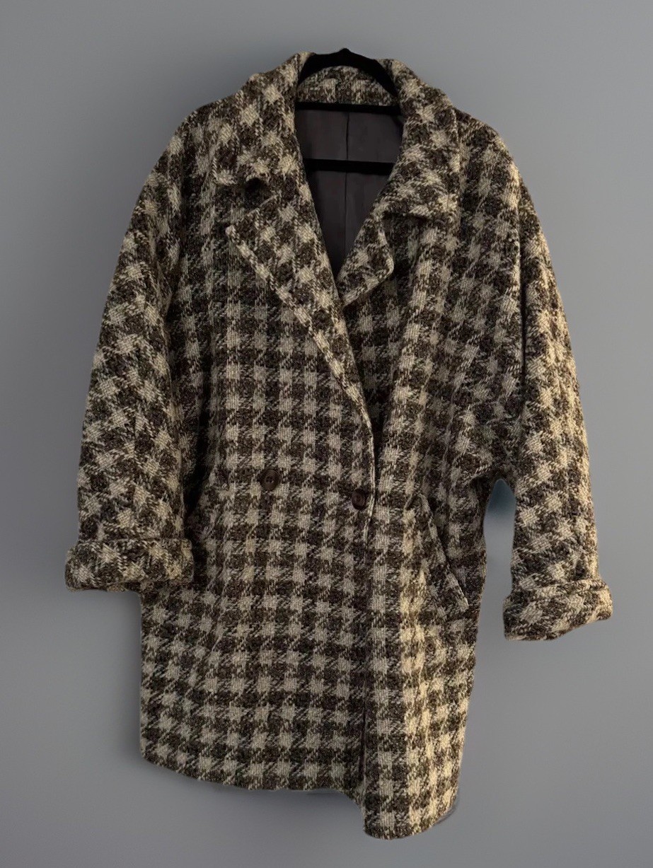 Cool Vintage Women’s Wool Coat – Cream, Black & Taupe Button