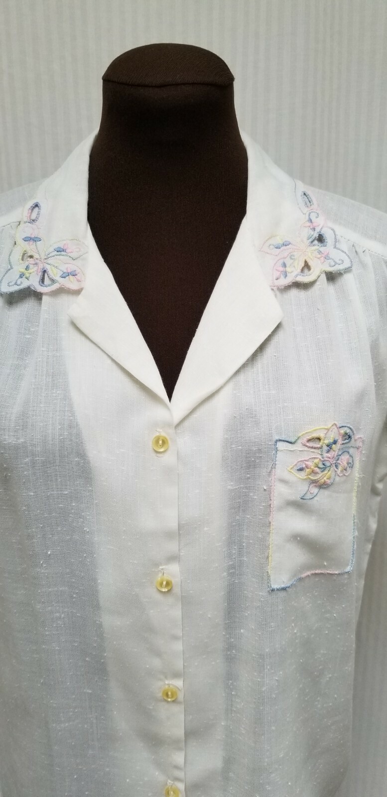 Vintage 1970’s Surf and Turf California White Top w/ Cutwork Embroidery – Size M