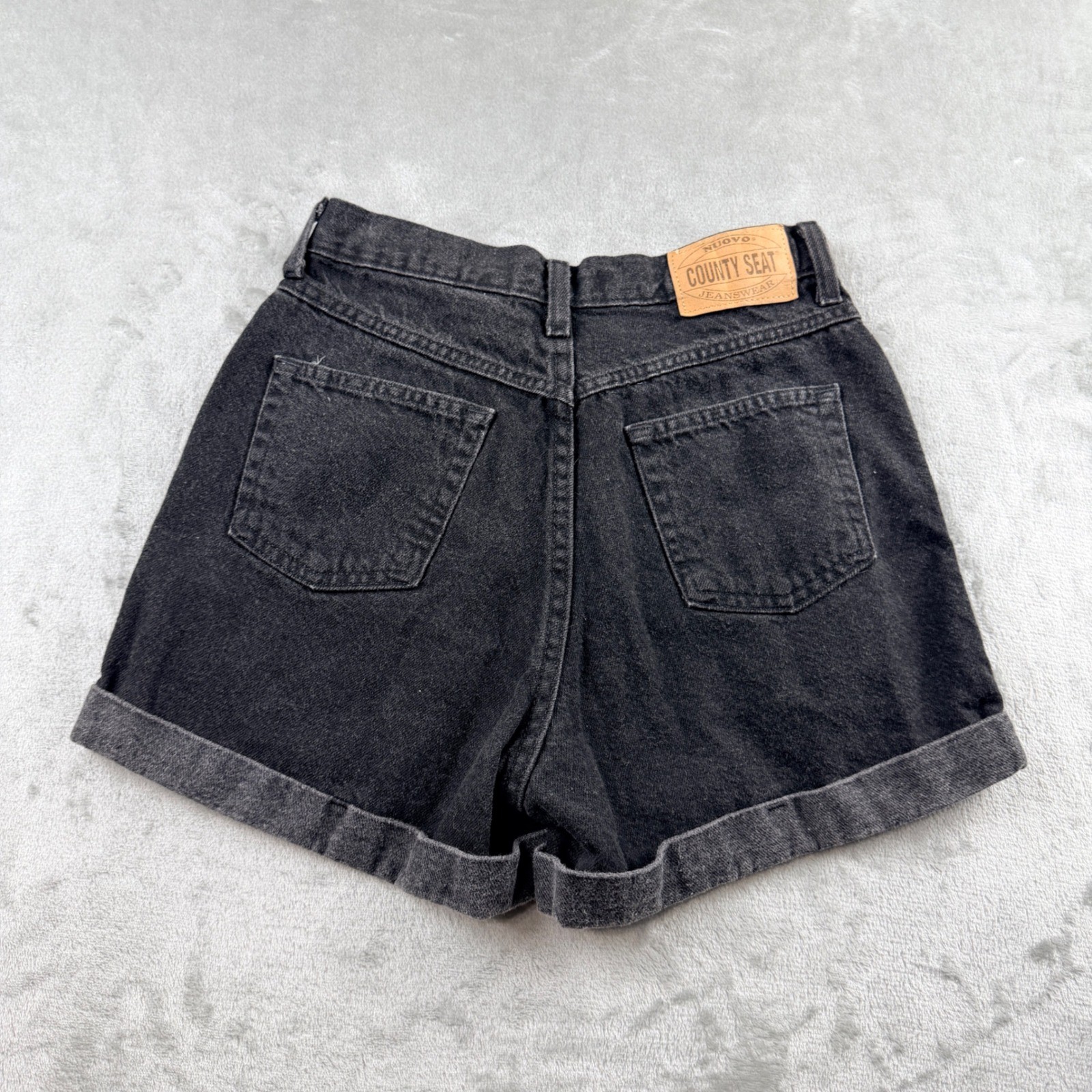 Nuovo County Seat Vintage Black Denim Shorts High Waisted Relaxed Fit Women 5/6