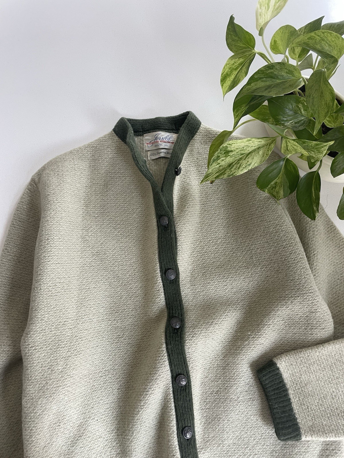 Women’s 60s Avocado Green Wool Jersild Cardigan Size Large