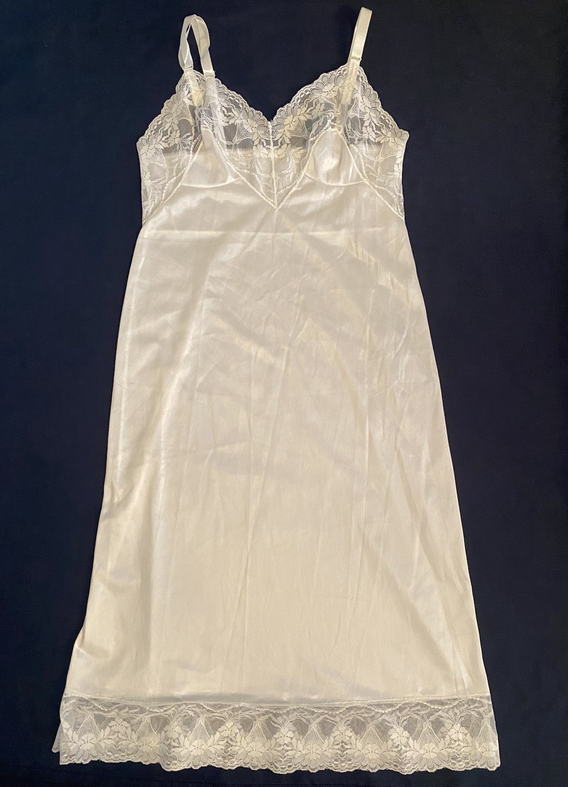 Vintage Komar Full Slip White Nylon Floral Lace Nightgown Size Small Average USA