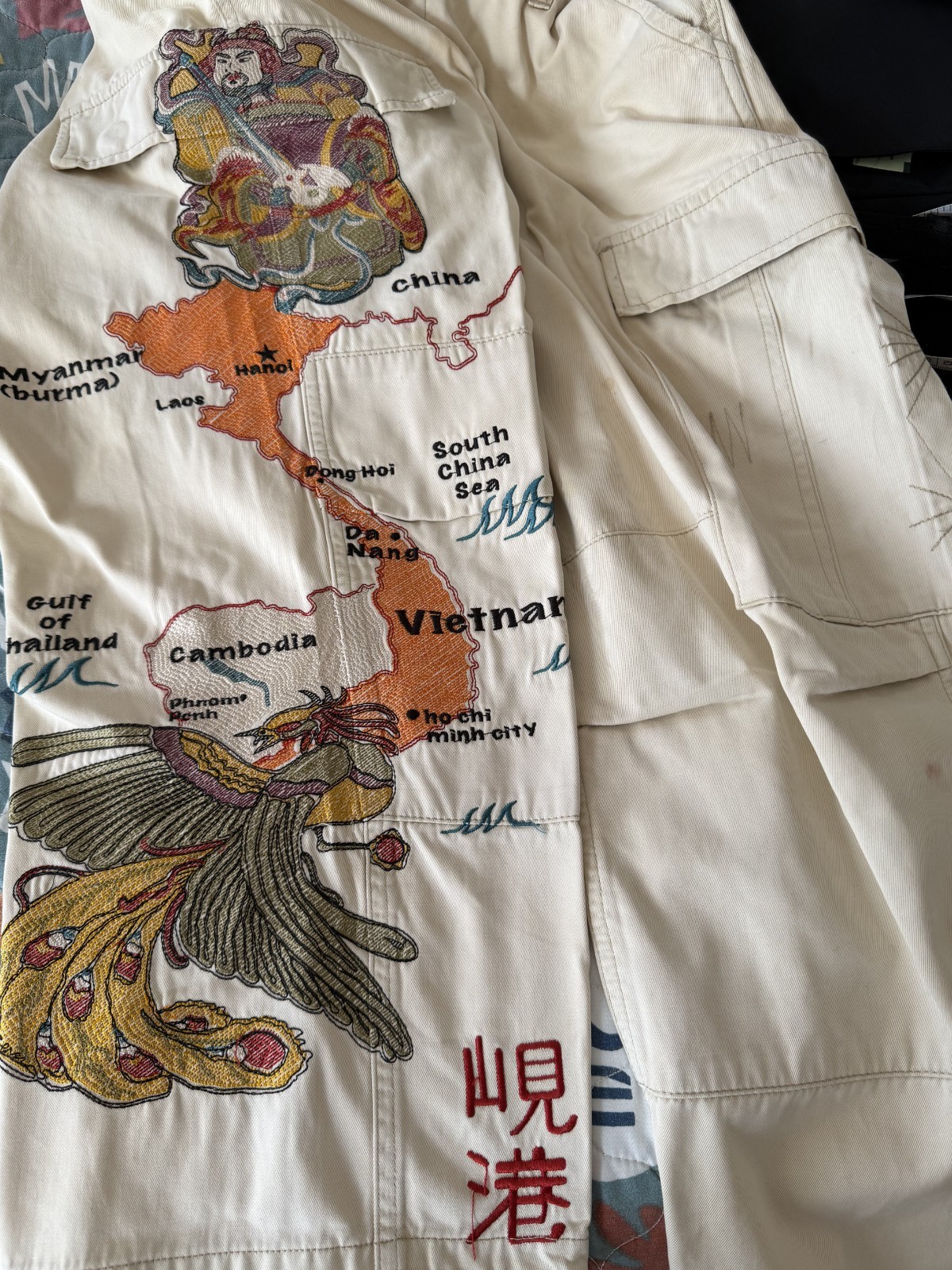 Vintage Y2K Da Nang „Surplus Indo-Chine” Embroidered Vietnam Map Cargo Pants