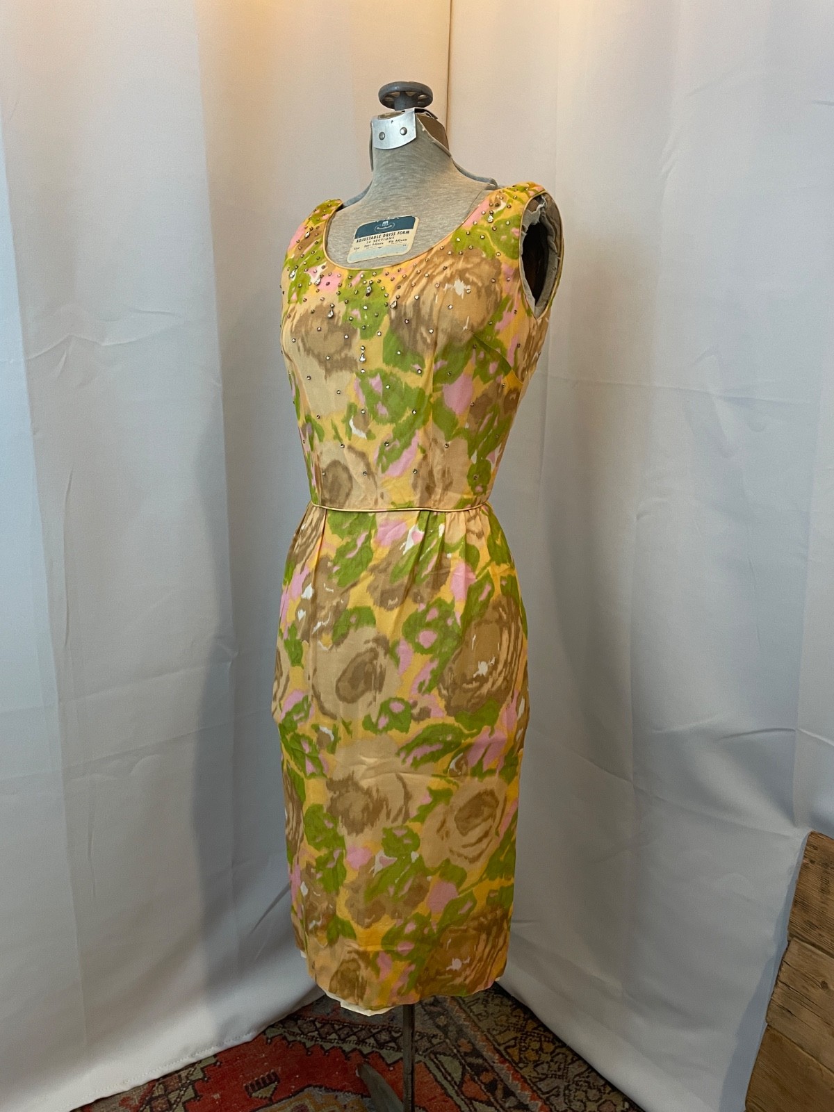 1950s Silk Cocktail Dress with Teardrop Rhinestones Gold Pink White Floral XS