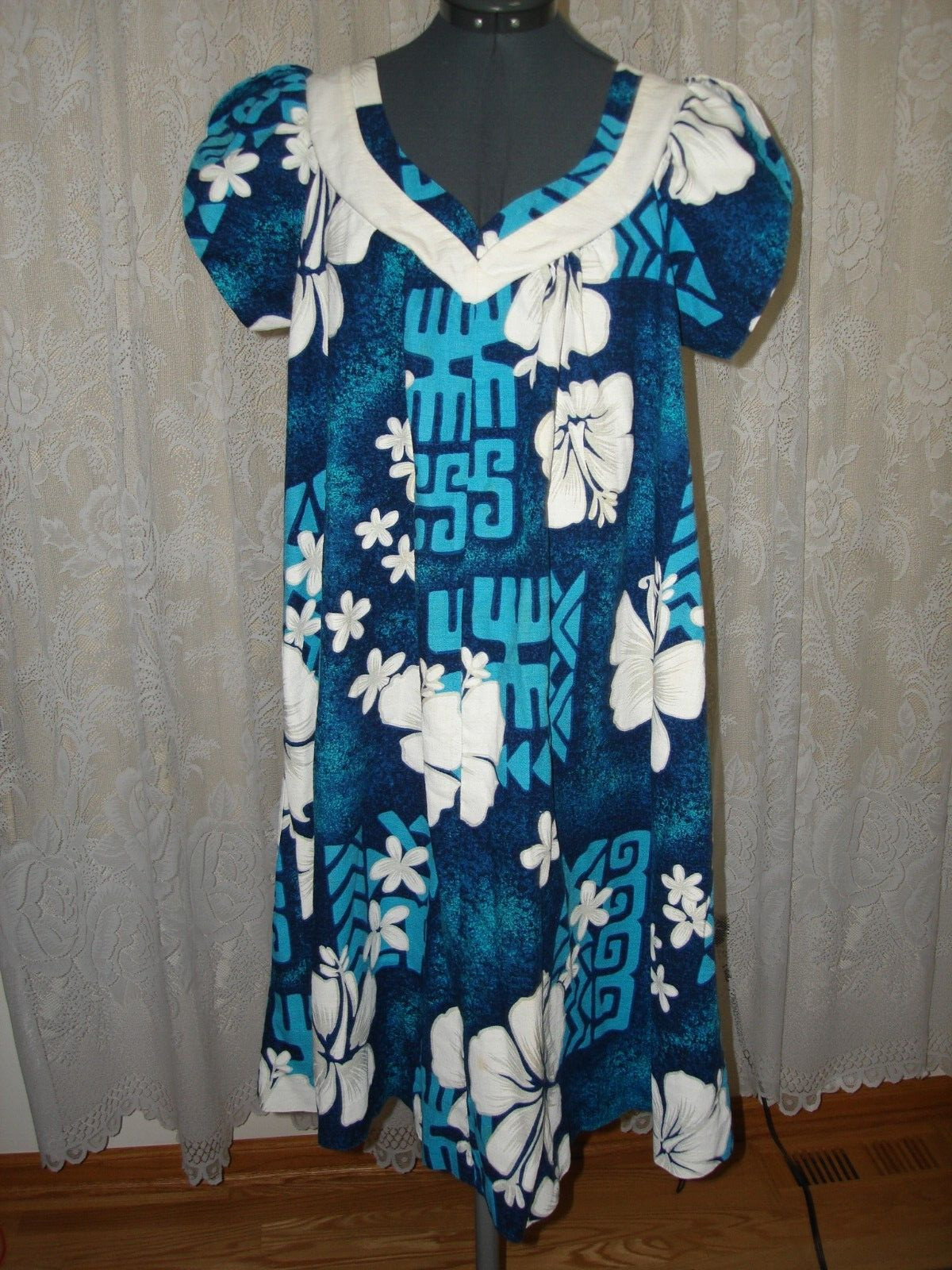 Vtg 70s WALTAH CLARKES Navy White Blue Floral Hawaiian Muu Muu Midi Nice Dress M