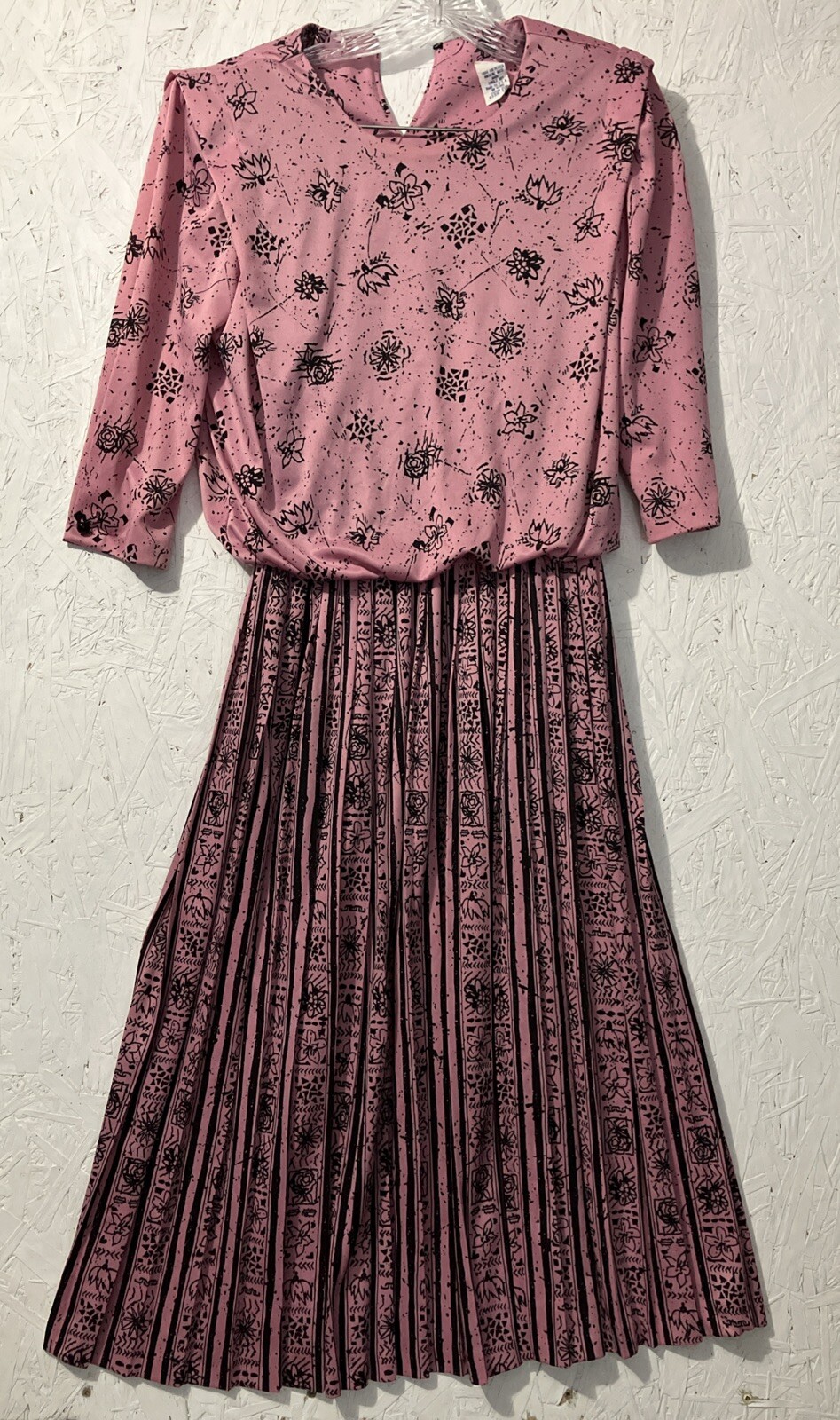 Vtg 80s 90s Pink Black Floral Rose Dress 3/4 Sleeves Pleated Skirt SZ 12 See Pic