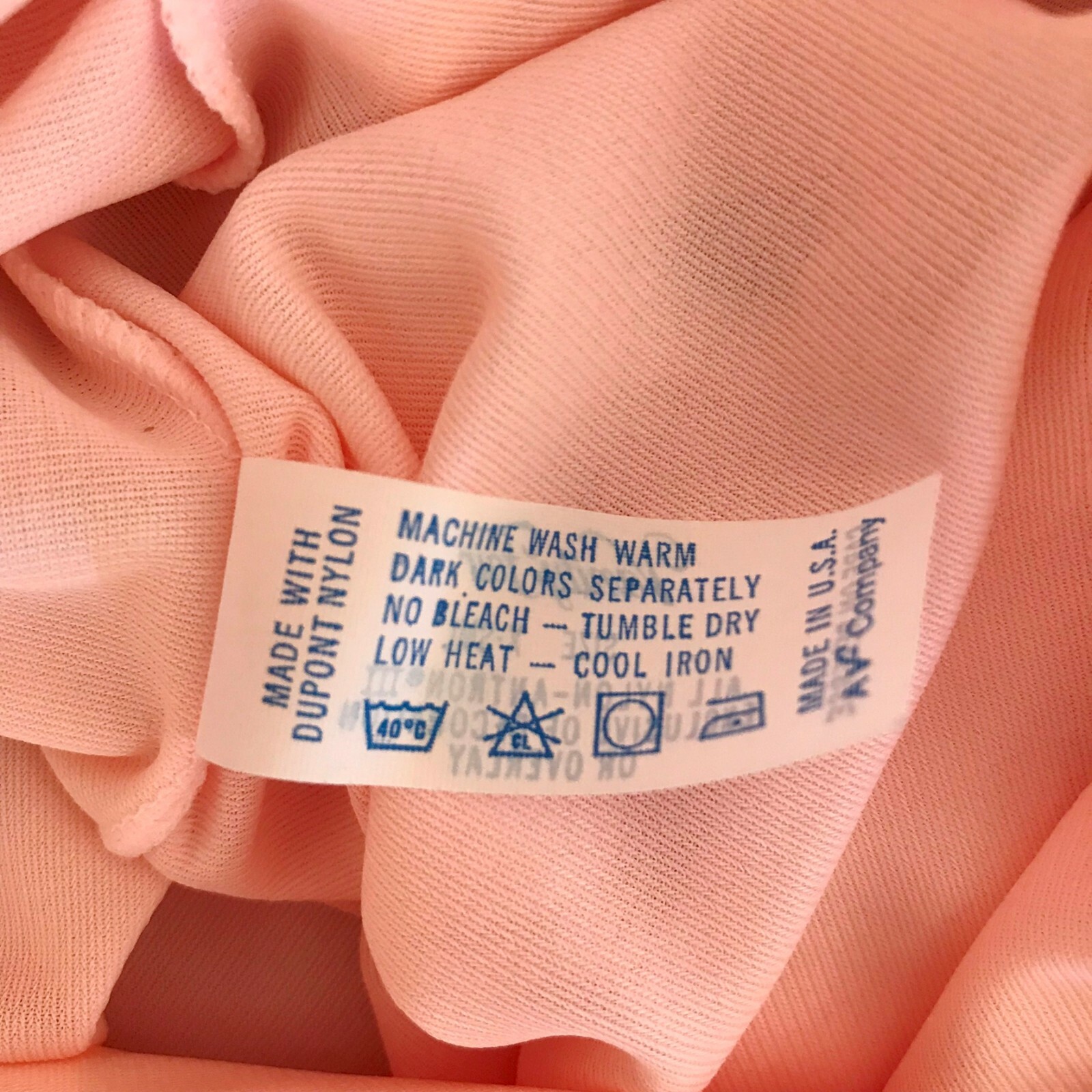 NWT Vintage Vanity Fair Pink Robe Button Up Silky Antron III Anti-Cling XS *Read