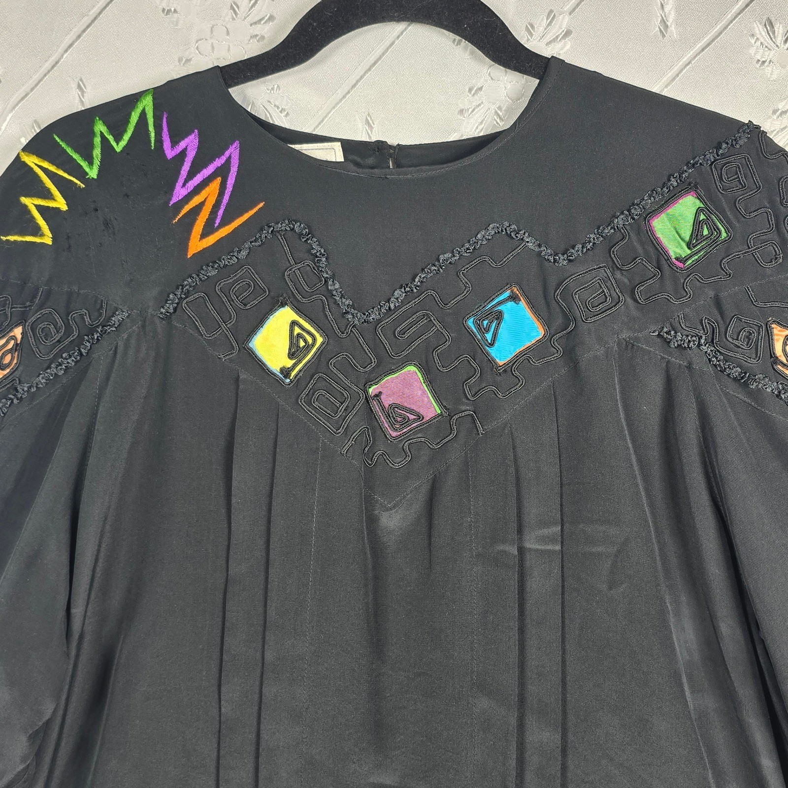 VTG Anne French Blouse Woman Lrg Black Silk Embroidered Neon Geometric Art Deco
