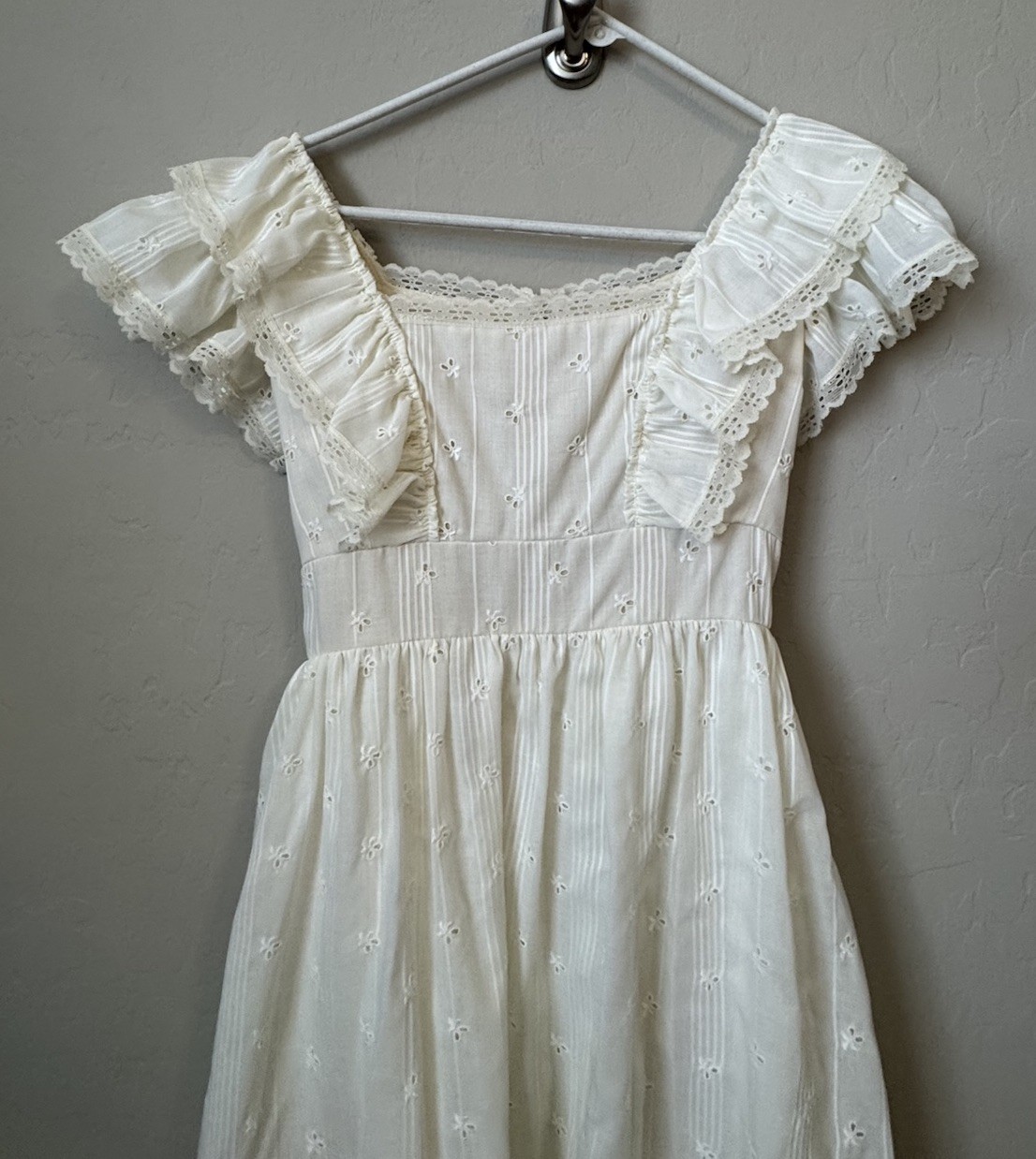 Vtg 70s Ivory Wedding Dress Prairie Cottage Core Peasant Bonnet Hat Veil Trek
