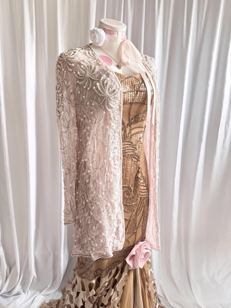 Vintage Y2K Pink White Pearl Beaded Overcoat Jacket Women’s Size Large Sequin