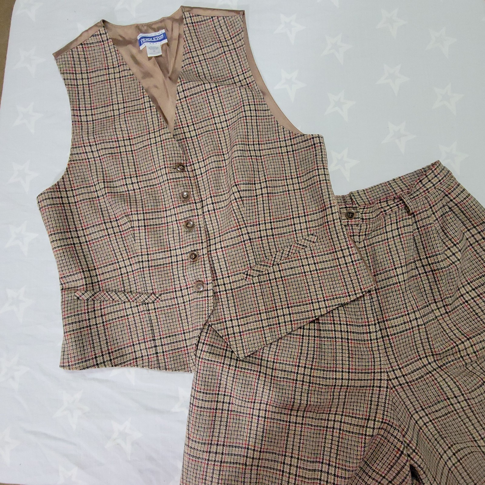Vintage Pendleton Classic 2 Piece Set Size 10 – Wool Plaid Vest + Pleated Shorts