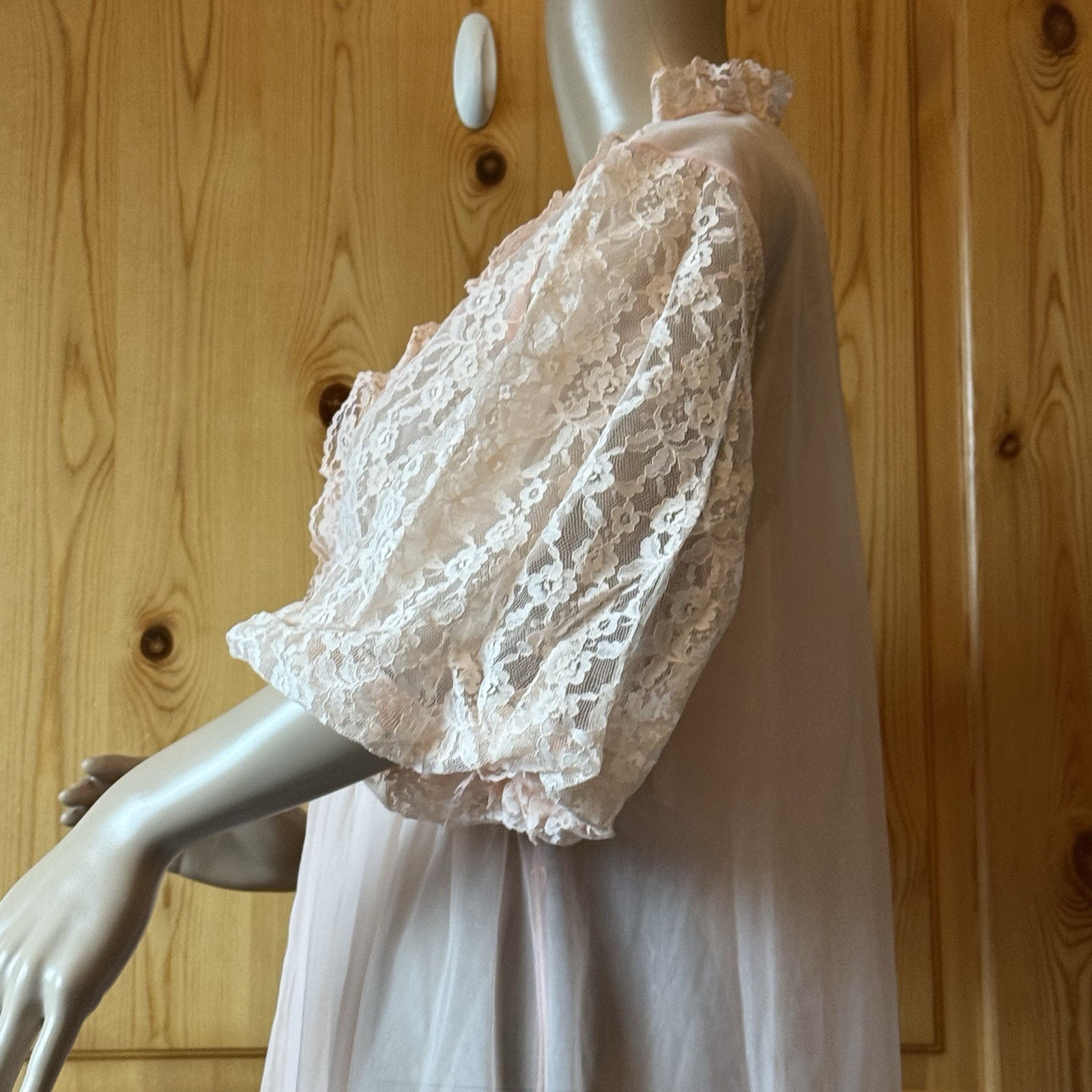 Vintage 60s Pandora Lingerie Peignoir M Nylon Double Chiffon Lace Puff Sleeves