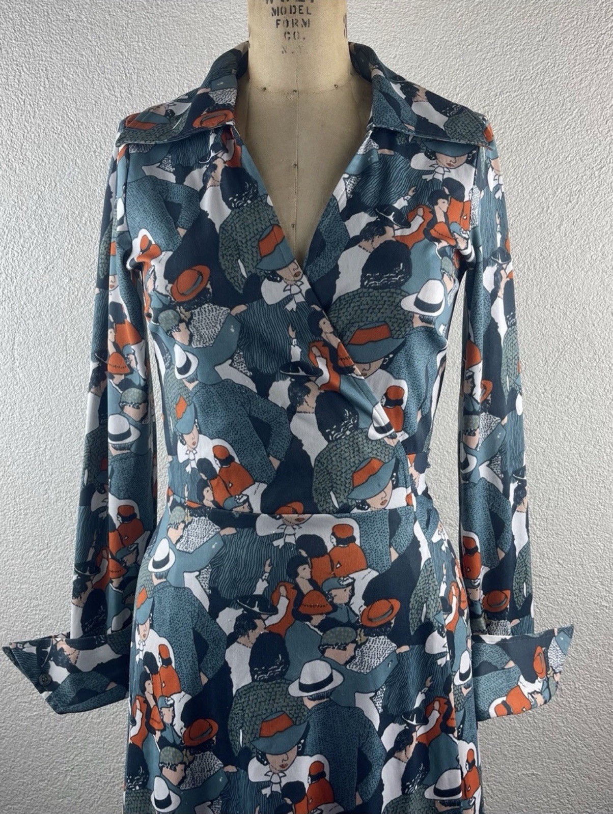 Vintage l 70s M Retro 30s Novelty Pointed Collar French Cuff Surplice Wrap Dress