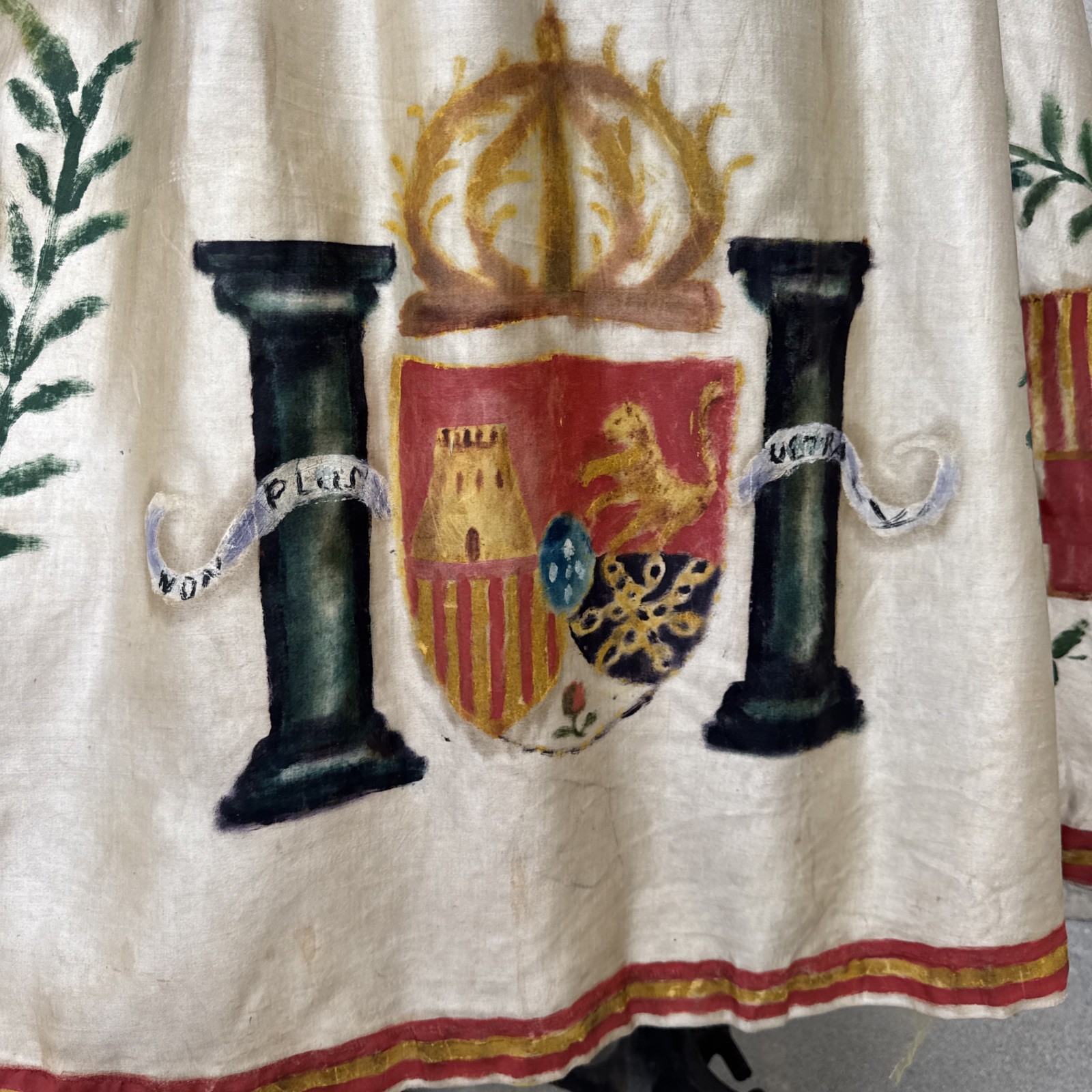 Vintage 1930s Hand Painted Silk Satin & Gold Lamé Dress Crests Snakes Lions