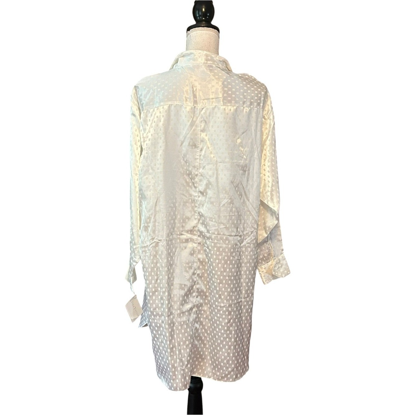 VINTAGE Erika Taylor Satin Button Down Sleep Shirt SZ Large in White Bridal NEW