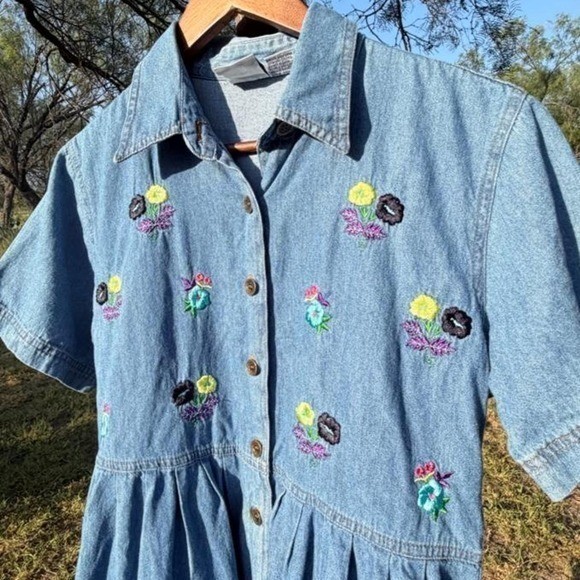 Vintage Embroidered Denim Midi Dress Size L