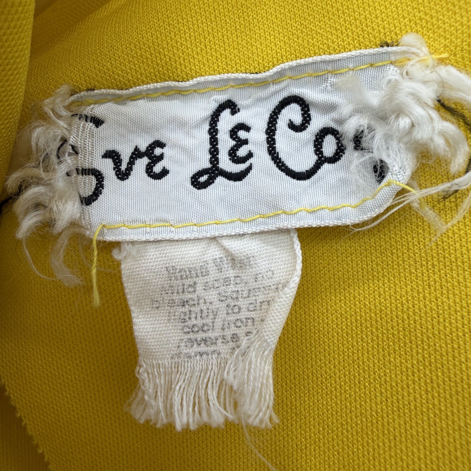Vintage 60s 70s Eve Le Coq Mod Top Size XS Yellow White Colorblock Tie Neck