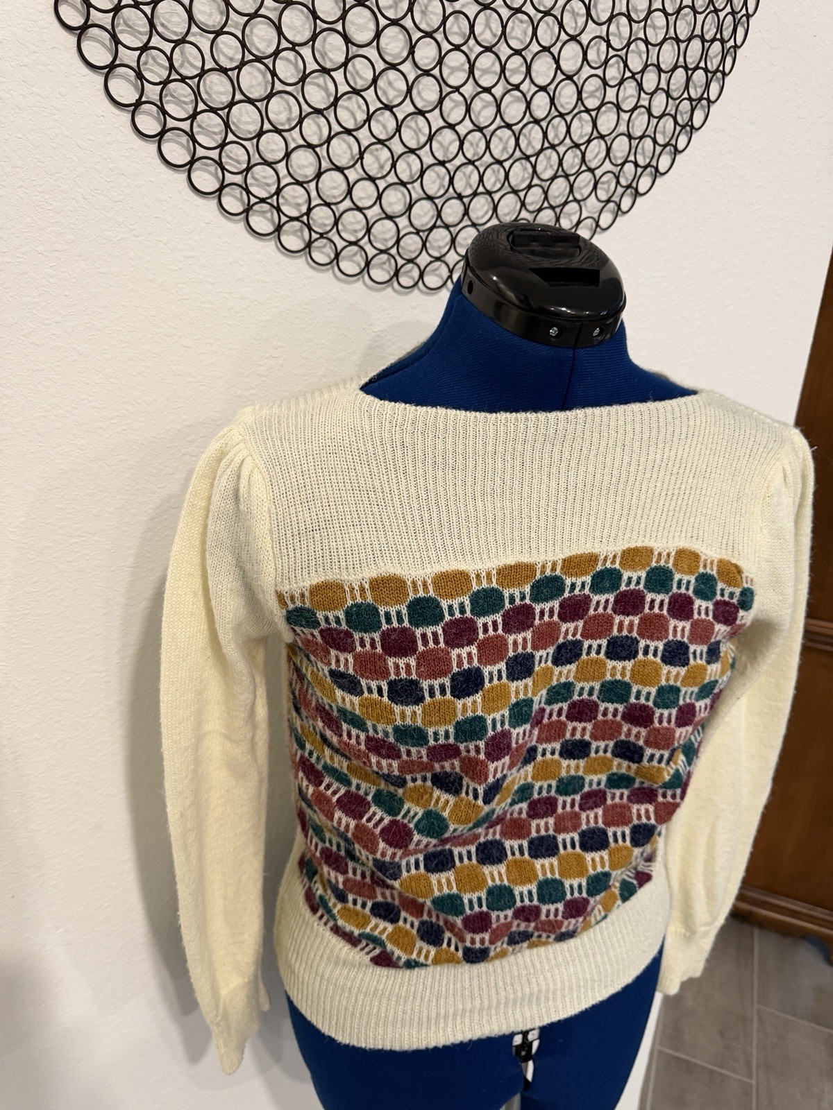 Women’s Vtg 70’s 80’s Sweater Size Small Medium