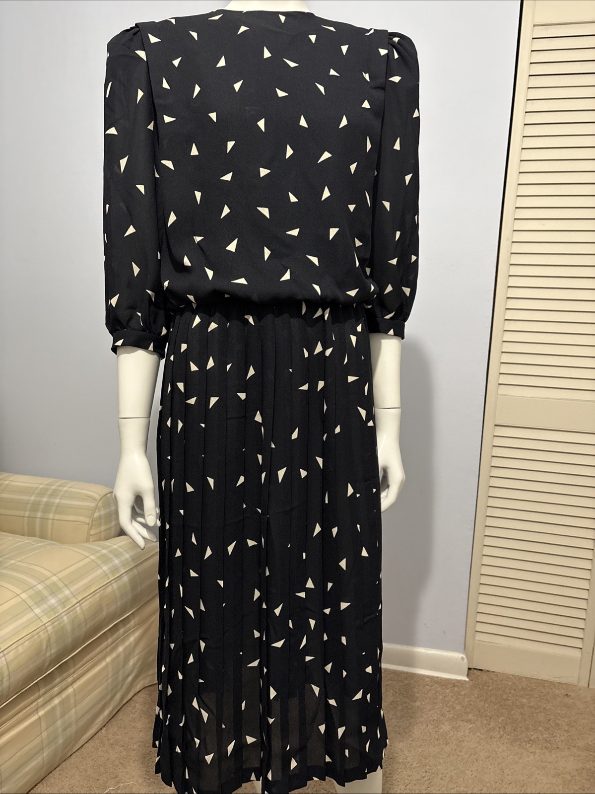 VTG Leslie Fay Dress Black Off-White Triangle Pattern 3/4 length sleeves Sz 6
