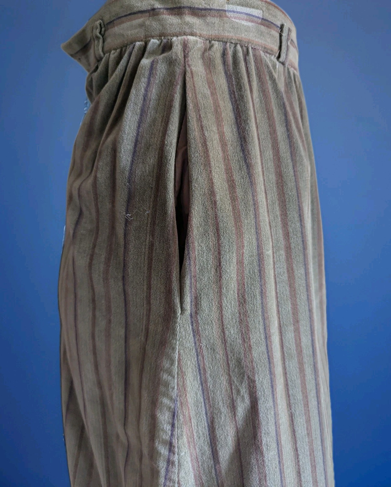 Vintage 1970s The Strawberry Plant Striped Velvet Midi Skirt w/Ruffled Hem XS