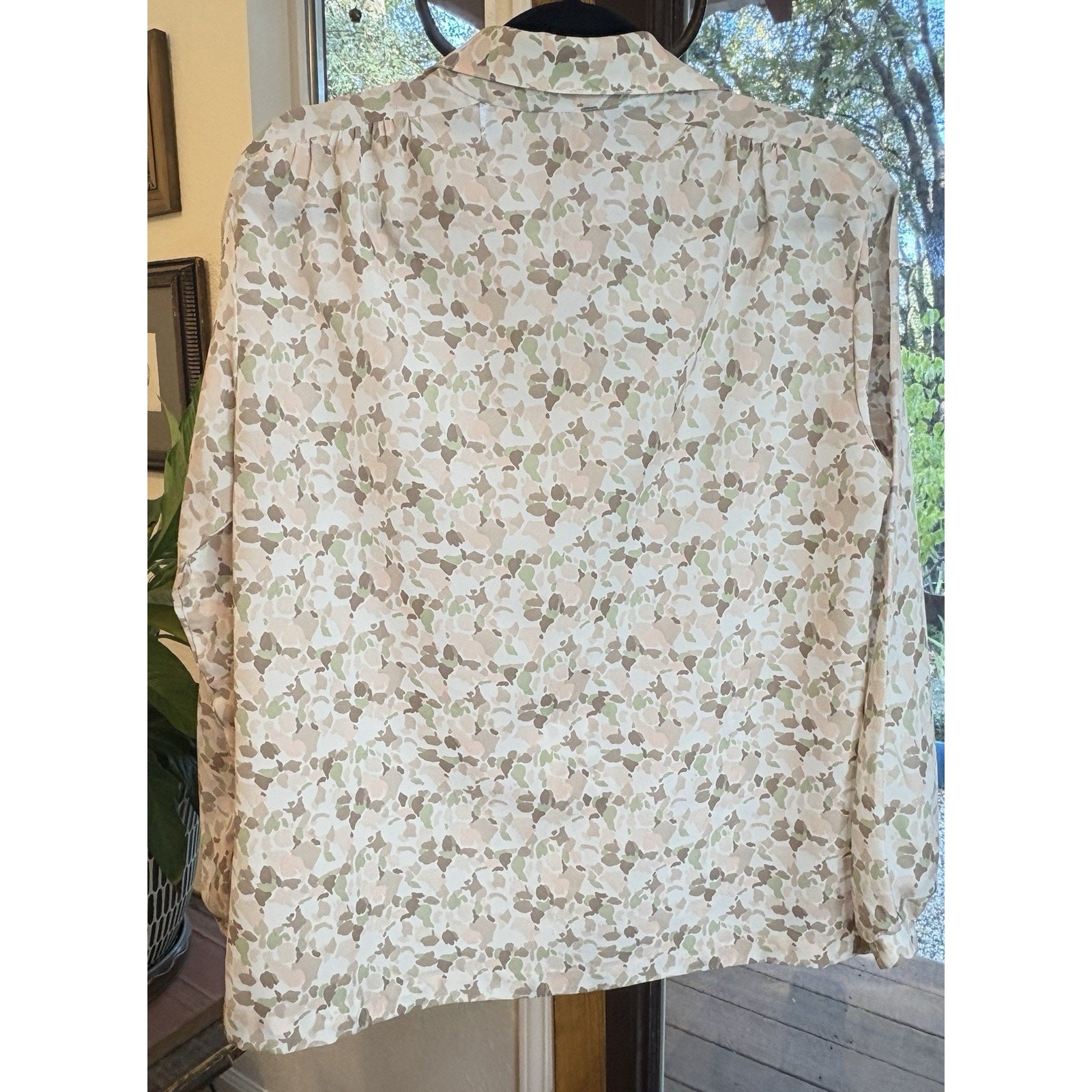 Vtg Lady Arrow Lite Colored Floral Button Up Long Sleeve Top Blouse Size Lrg
