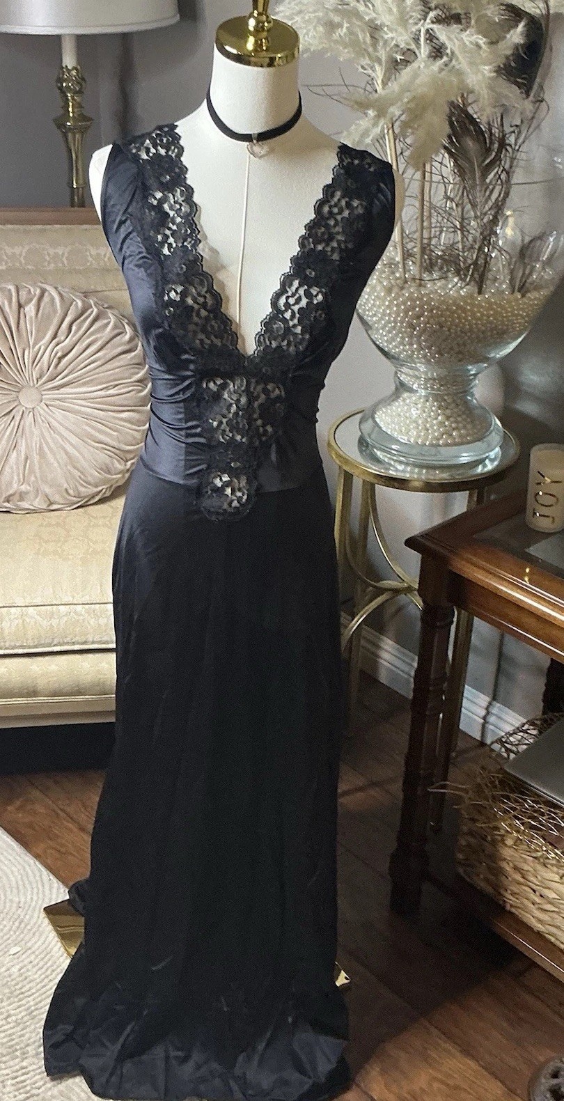 VTG Ventura Black Lace Plunge Maxi Nightgown USA 1X Plus Coquette Goth Romantic