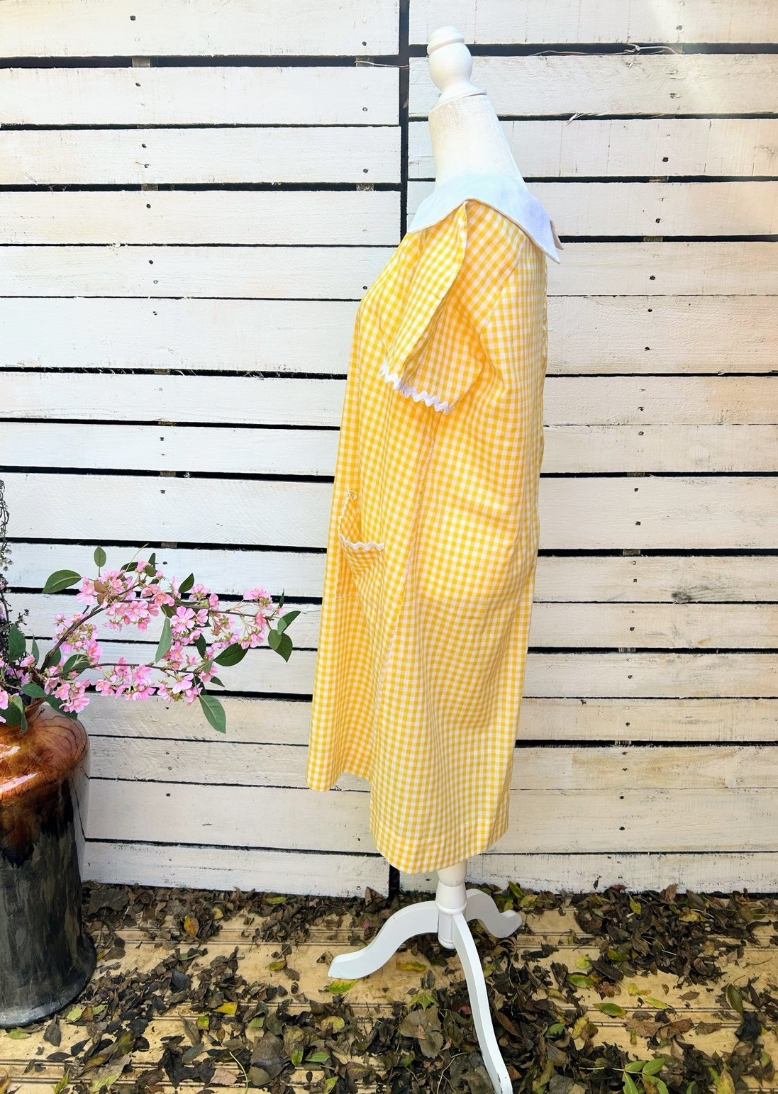Vintage 1960s Gingham Dress Check Rick Rack Trim Cottagecore L-XL Farmhouse Fall