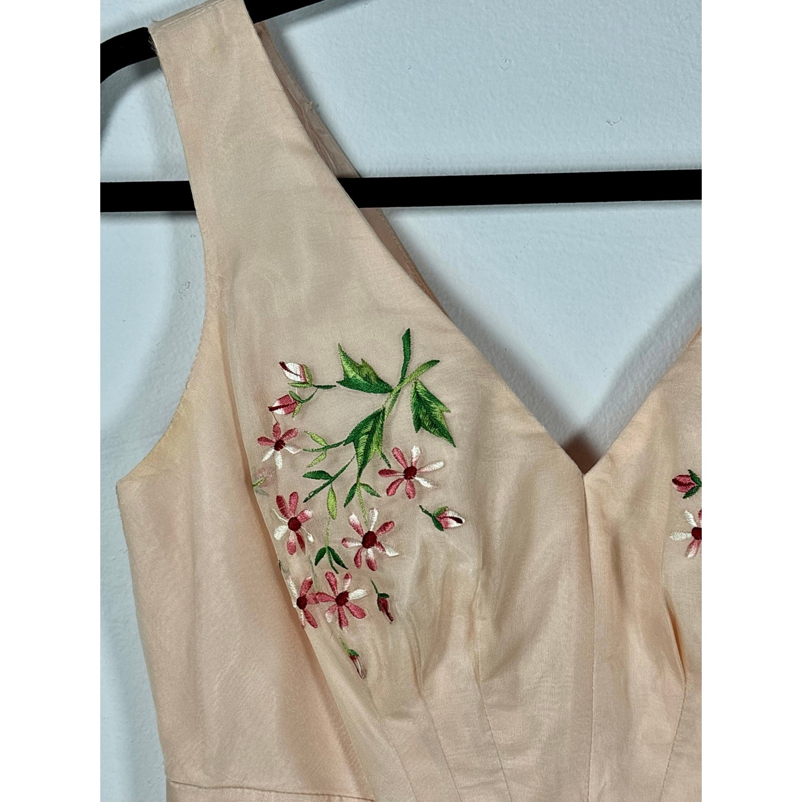 1960s Lilli Diamond Pink Silk Chiffon Embroidered Wiggle Dress As Is