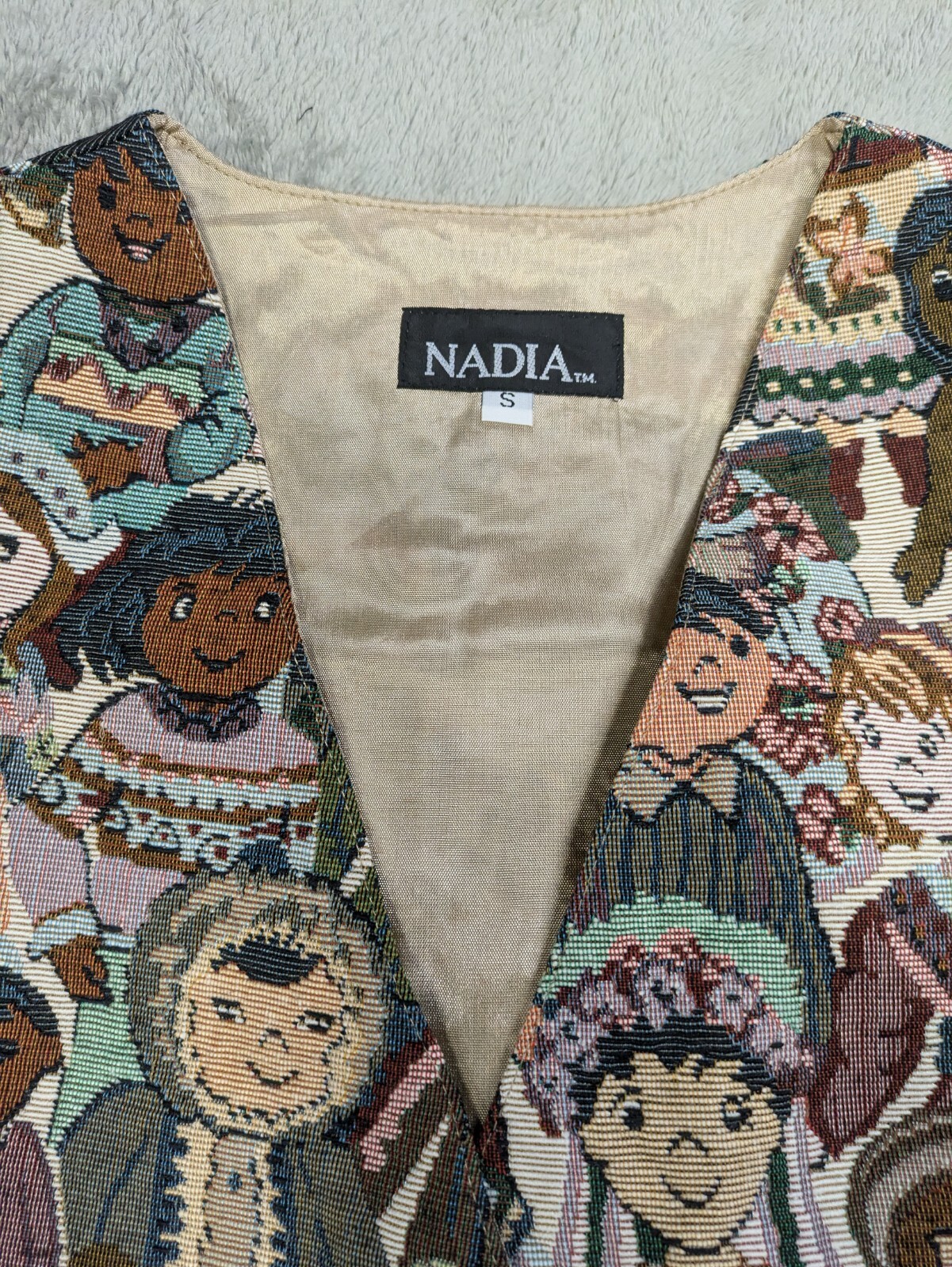 Vintage Nadia Embroidered CHILDREN Tapestry Womens SMALL Grandmacore Vest NEW v2